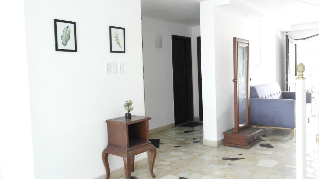 In Guest - C1-l Near The Sea With Pool Air Conditioning And Wifi Cartagena